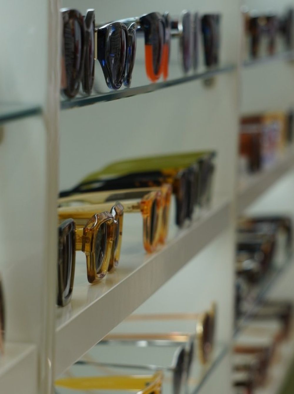 Estantería de gafas
